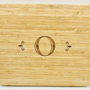 O Wooden Cutting Board
